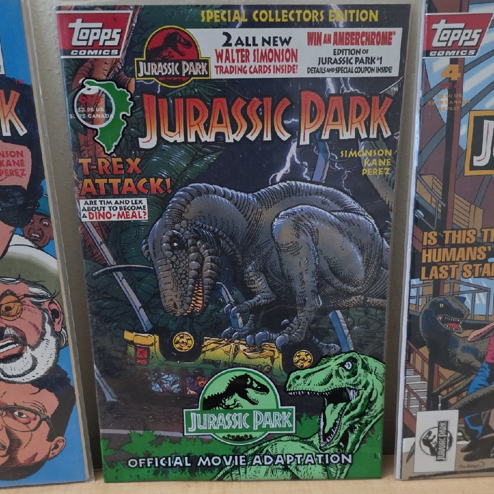 Topps Jurassic Park Reptile Adventure Comic - Green and Gray